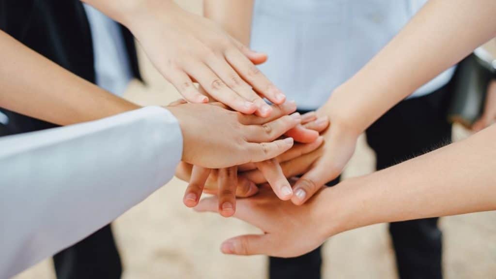 solidaires pour la rse chez l orange bleue